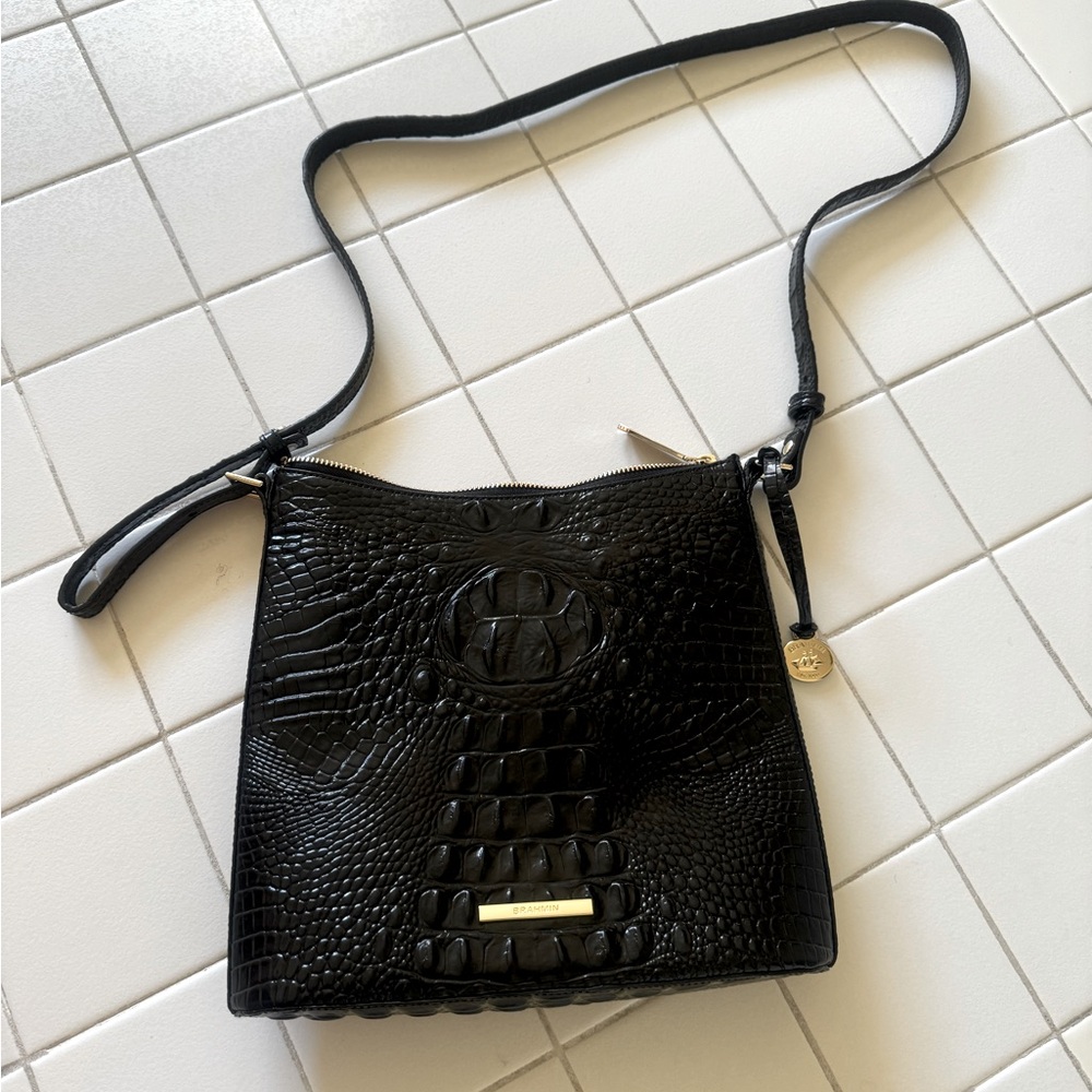 Brahmin almost new black crossbody.